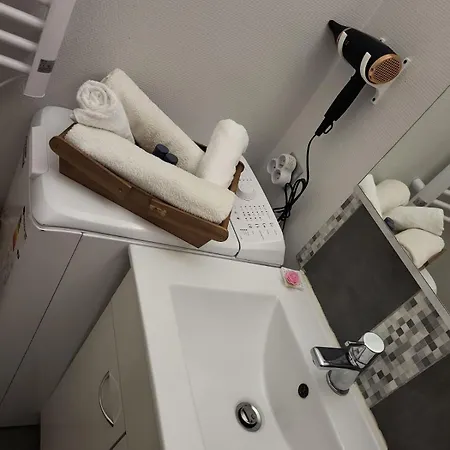 Apartment Badwill